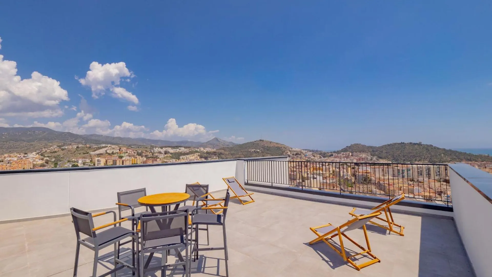 Cubo'S Luxury Urban Sky Apartment 12 Malaga