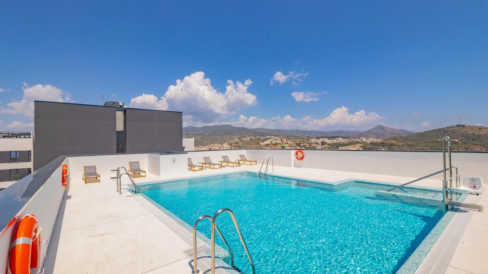 Cubo'S Luxury Urban Sky Apartment 12 Malaga Spain